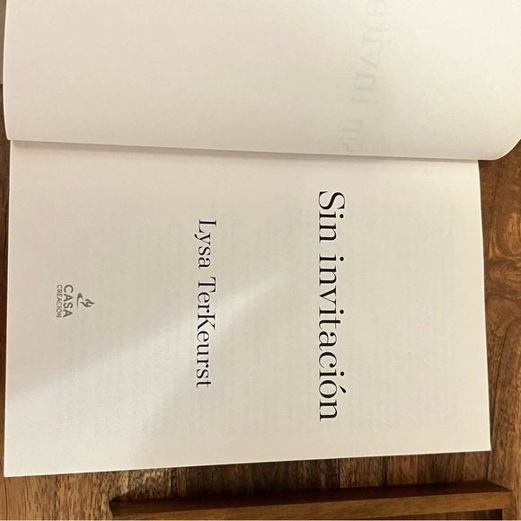 Book (Spanish Edition): Sin Invitación (Uninvited) - By Lysa Terkeurst - Picture 4 of 6